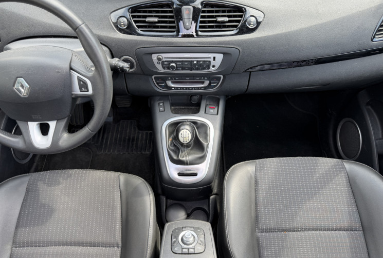 Renault Scénic 1.5 Dci / Energy 110ch / Dynamique / COURROIE DE DISTRIBUTION OK / TOIT OUVRANT