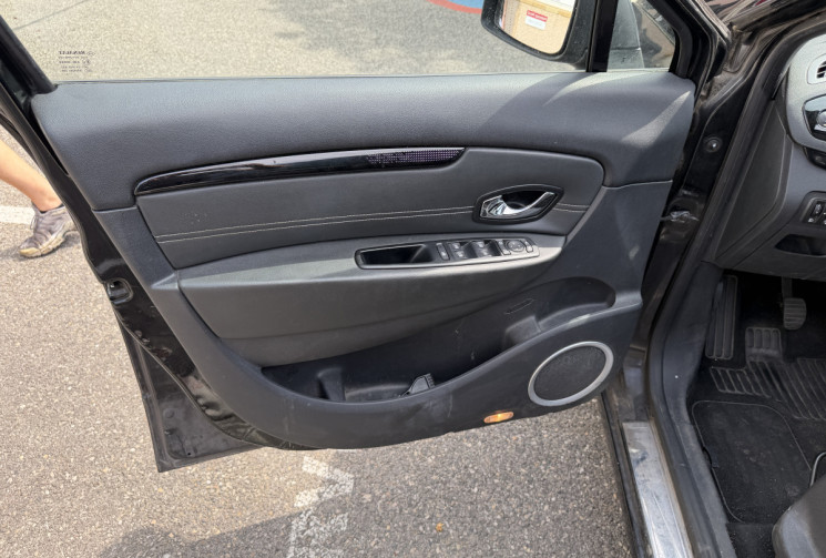 Renault Scénic 1.5 Dci / Energy 110ch / Dynamique / COURROIE DE DISTRIBUTION OK / TOIT OUVRANT