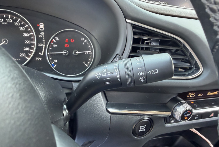 Mazda CX-30 2.0 E-SkyActiv-G MHEV Inspiration / SIEGES ELEC CHAUFFANT / AFFICHAGE TETE HAUTE