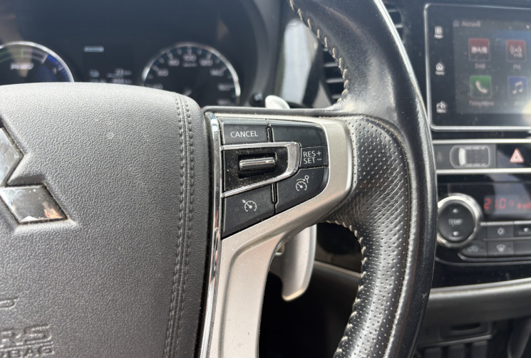 Mitsubishi OUTLANDER 2.4 MIVEC 224 Plug in Hybrid 4WD 224 CV BUSINESS