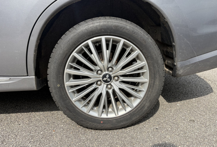 Mitsubishi OUTLANDER 2.4 MIVEC 224 Plug in Hybrid 4WD 224 CV BUSINESS