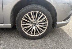 Mitsubishi OUTLANDER 2.4 MIVEC 224 Plug in Hybrid 4WD 224 CV BUSINESS