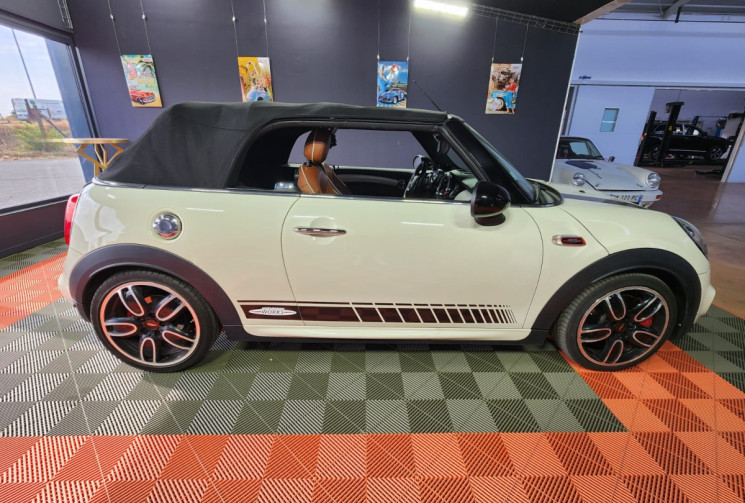 Mini Mini 3 CABRIOLET JCW 2.0 I 231 JOHN COOPER WORKS  / TRES BON ETAT 