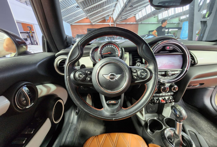 Mini Mini 3 CABRIOLET JCW 2.0 I 231 JOHN COOPER WORKS  / TRES BON ETAT 