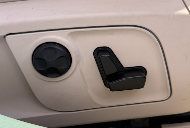 Maserati Quattroporte  3.8 V8 Bi turbo 530 ch GTS Carplay intérieur cuir beige