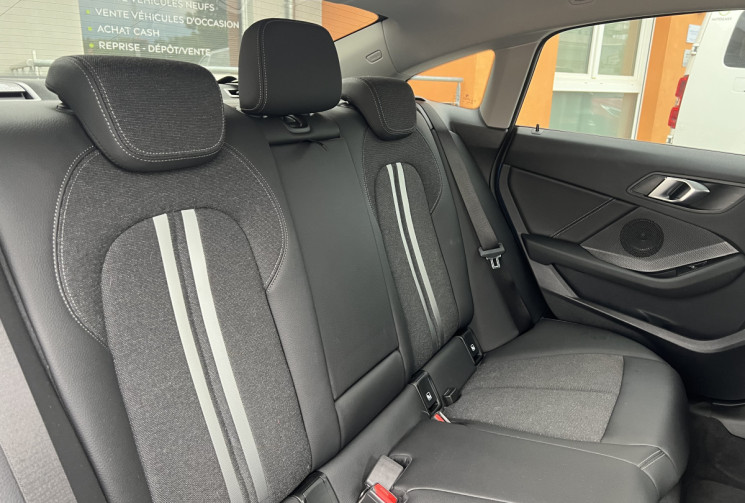 BMW Série 2 Gran coupé 218i / Business Design DKG7
