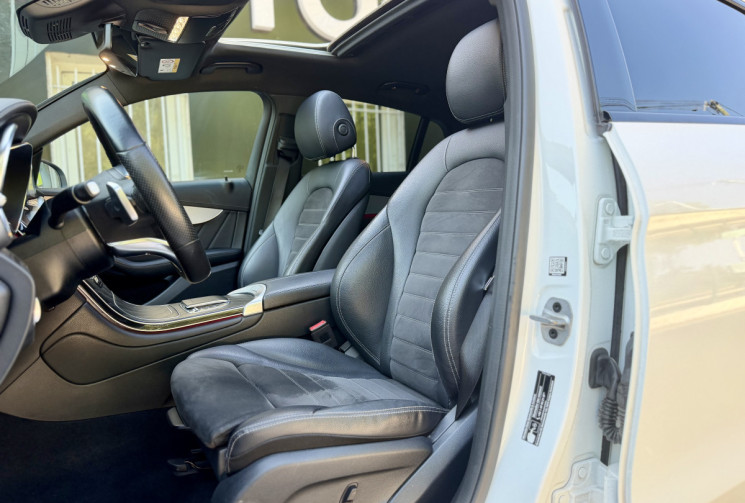 Mercedes GLC Coupé AMG Line 300e 320 4Matic 9G-Tronic / Toit ouvrant / Carplay / 360° / Siege chauff