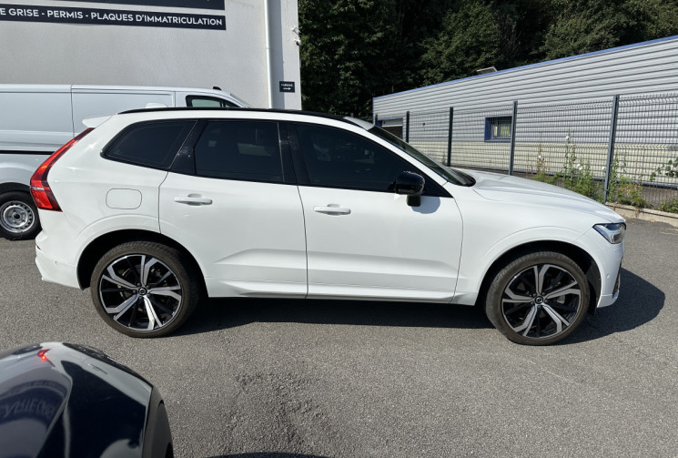 Volvo XC60 II Phase 2 T6 RECHARGE 2.0 Ti 341 CV HYBRIDE AWD GEARTRONIC8 R-DESIGN
