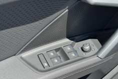 Audi A3 SPORTBACK S-Line 35 TFSi 150 S-Tronic / NEUVE / Toit ouvrant / Sonos / 360° / Garantie 12/27