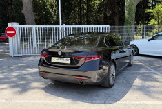 Alfa Romeo Giulia 2.2 JTD 180 Lusso AT8 / Distribution OK / Harman Kardon / Sièges Chauffants