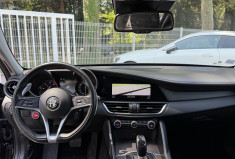 Alfa Romeo Giulia 2.2 JTD 180 Lusso AT8 / Distribution OK / Harman Kardon / Sièges Chauffants