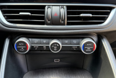 Alfa Romeo Giulia 2.2 JTD 180 Lusso AT8 / Distribution OK / Harman Kardon / Sièges Chauffants