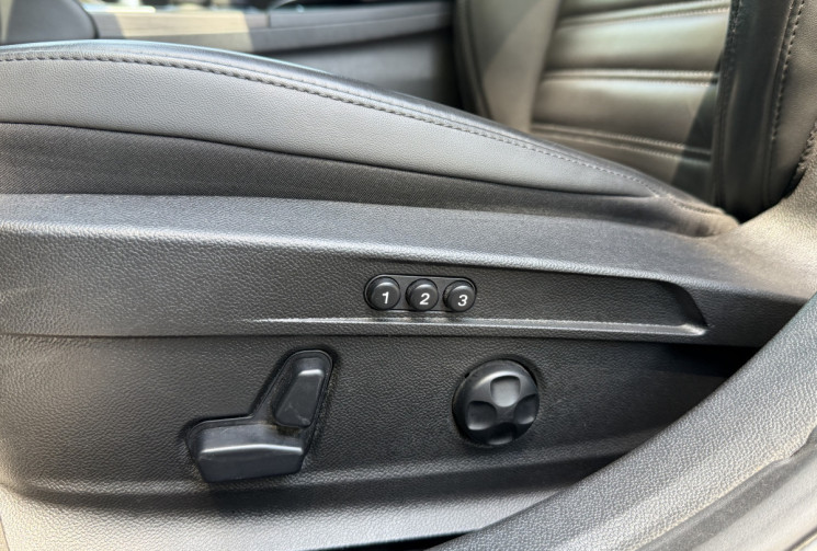Alfa Romeo Giulia 2.2 JTD 180 Lusso AT8 / Distribution OK / Harman Kardon / Sièges Chauffants