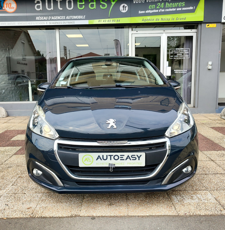 Peugeot 208 1.2 82 cv ALLURE / Sièges chauffants 