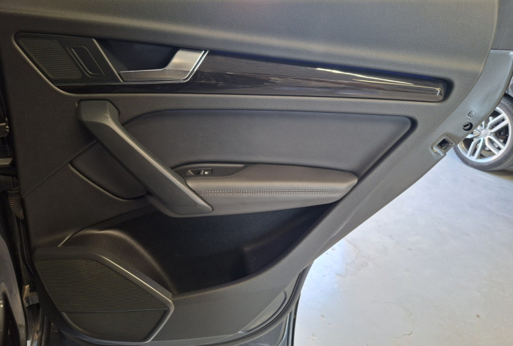 Audi Q5 50 TFSI E 299 2.0 QUATTRO AVUS / CARNET ENTRETIEN ELECTRONIQUE COMPLET/ ENTRETIEN A JOUR