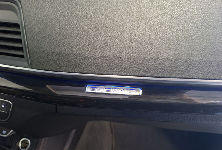 Audi Q5 50 TFSI E 299 2.0 QUATTRO AVUS / CARNET ENTRETIEN ELECTRONIQUE COMPLET/ ENTRETIEN A JOUR