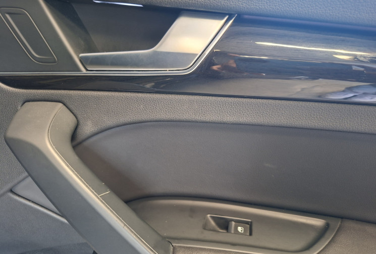 Audi Q5 50 TFSI E 299 2.0 QUATTRO AVUS / CARNET ENTRETIEN ELECTRONIQUE COMPLET/ ENTRETIEN A JOUR