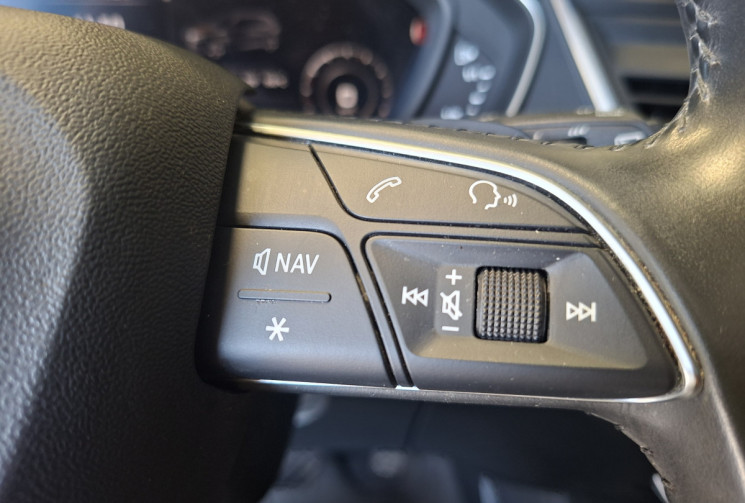 Audi Q5 50 TFSI E 299 2.0 QUATTRO AVUS / CARNET ENTRETIEN ELECTRONIQUE COMPLET/ ENTRETIEN A JOUR