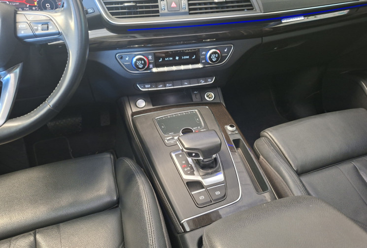 Audi Q5 50 TFSI E 299 2.0 QUATTRO AVUS / CARNET ENTRETIEN ELECTRONIQUE COMPLET/ ENTRETIEN A JOUR