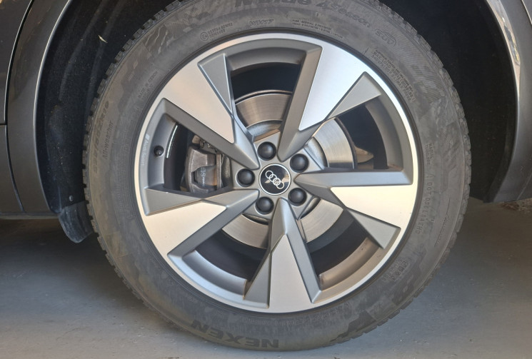 Audi Q5 50 TFSI E 299 2.0 QUATTRO AVUS / CARNET ENTRETIEN ELECTRONIQUE COMPLET/ ENTRETIEN A JOUR