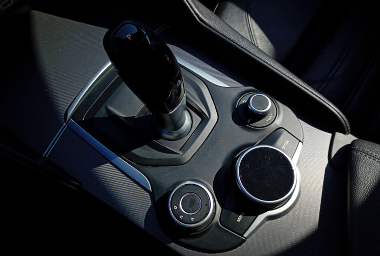 Alfa Romeo Giulia 2,0 MultiAir 200ch SPORT EDITION *Entretien complet avec factures