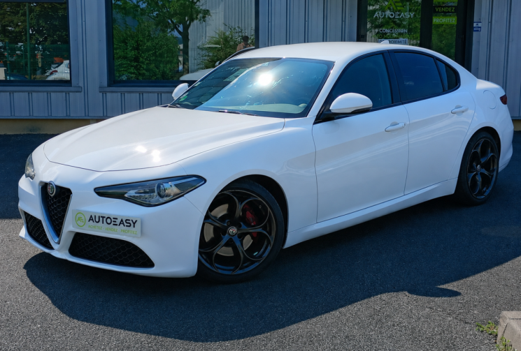 Alfa Romeo Giulia 2,0 MultiAir 200ch SPORT EDITION *Entretien complet avec factures