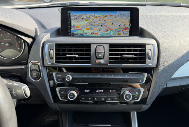 BMW Série 1 120dA xDrive 190 ch M Sport / Toit ouvrant / Harman Kardon / Suivi BMW / Etat collection