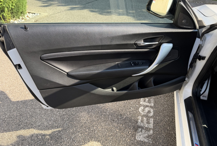 BMW Série 1 120dA xDrive 190 ch M Sport / Toit ouvrant / Harman Kardon / Suivi BMW / Etat collection