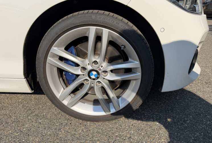BMW Série 1 120dA xDrive 190 ch M Sport / Toit ouvrant / Harman Kardon / Suivi BMW / Etat collection
