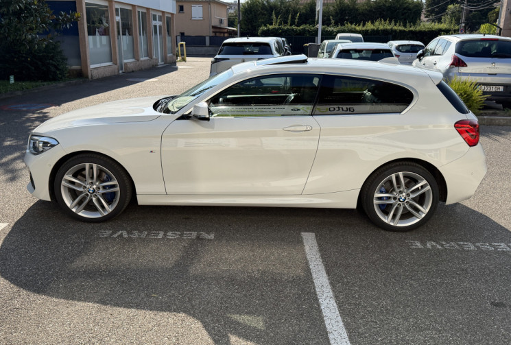 BMW Série 1 120dA xDrive 190 ch M Sport / Toit ouvrant / Harman Kardon / Suivi BMW / Etat collection