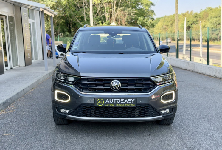 Volkswagen T-Roc Active 1.0 TSi 12V 110 cv / Cockpit / Camera / Carplay