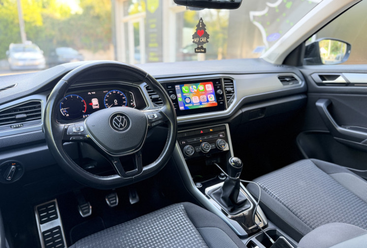 Volkswagen T-Roc Active 1.0 TSi 12V 110 cv / Cockpit / Camera / Carplay
