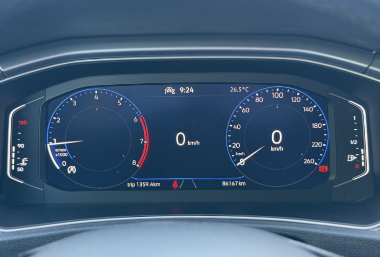 Volkswagen T-Roc Active 1.0 TSi 12V 110 cv / Cockpit / Camera / Carplay