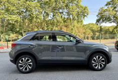 Volkswagen T-Roc Active 1.0 TSi 12V 110 cv / Cockpit / Camera / Carplay