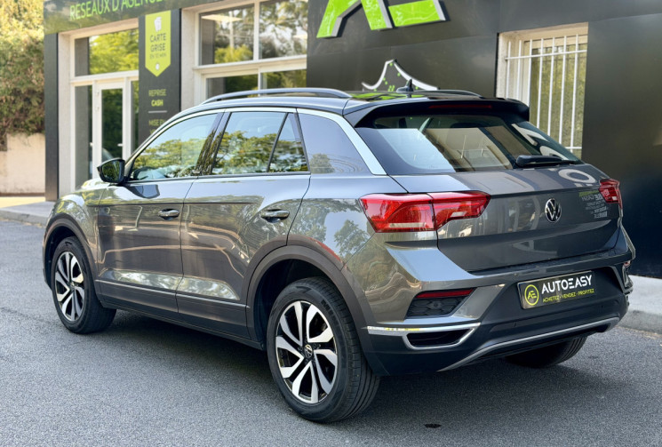 Volkswagen T-Roc Active 1.0 TSi 12V 110 cv / Cockpit / Camera / Carplay