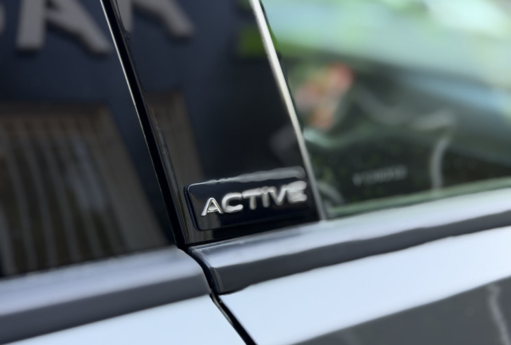 Volkswagen T-Roc Active 1.0 TSi 12V 110 cv / Cockpit / Camera / Carplay