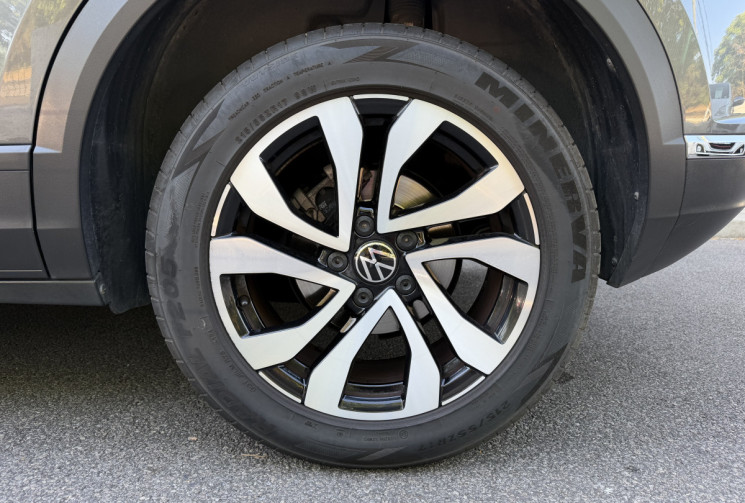 Volkswagen T-Roc Active 1.0 TSi 12V 110 cv / Cockpit / Camera / Carplay