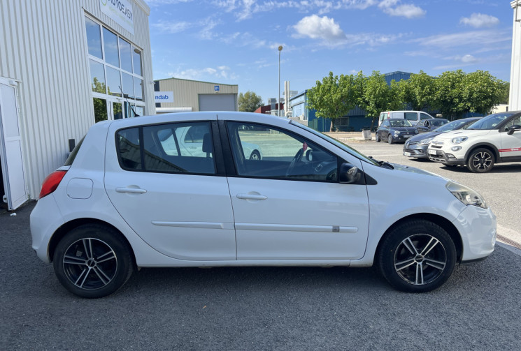 Renault Clio III 1.5 dci 68cv  * Climatisation * Carplay * Distribution Ok * Embrayage Neuf * Radar 
