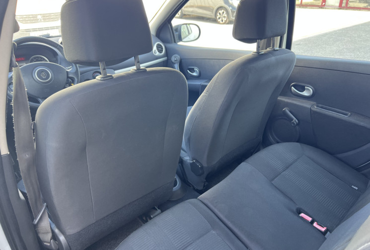 Renault Clio III 1.5 dci 68cv  * Climatisation * Carplay * Distribution Ok * Embrayage Neuf * Radar 