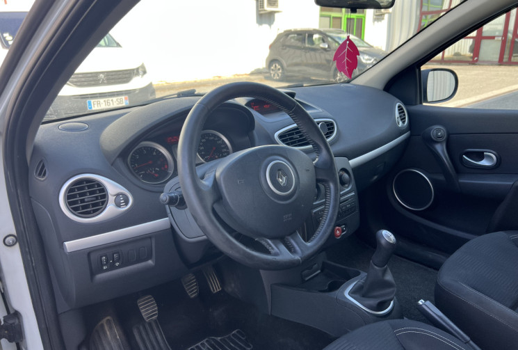 Renault Clio III 1.5 dci 68cv  * Climatisation * Phase 2 * Distribution Ok * Embrayage Neuf * Radar 