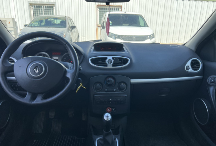 Renault Clio III 1.5 dci 68cv  * Climatisation * Phase 2 * Distribution Ok * Embrayage Neuf * Radar 