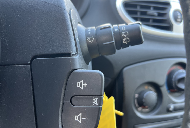 Renault Clio 3 III 1.5 dci 68cv  * Climatisation * Carplay * Distribution Ok * Embrayage Neuf