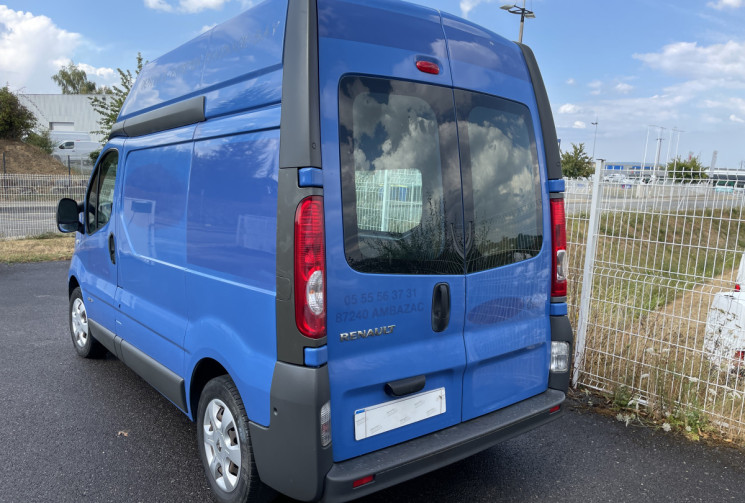 Renault Trafic II Ph 2 L1H2 1200KG 2.0DCi 115 CV 