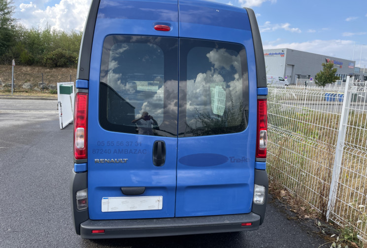 Renault Trafic II Ph 2 L1H2 1200KG 2.0DCi 115 CV 