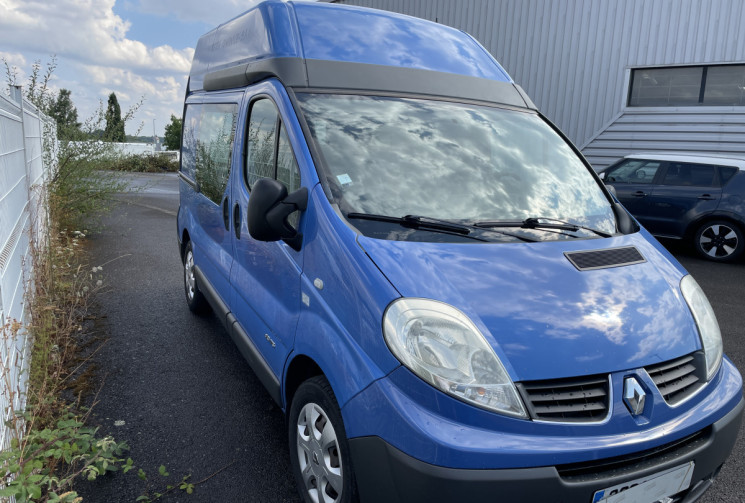 Renault Trafic II Ph 2 L1H2 1200KG 2.0DCi 115 CV 