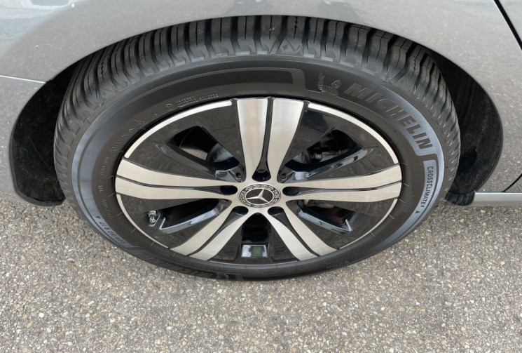 Mercedes Classe C 220 d 197 ch Avantgarde Line/ Caméra 360/HUD/Toit pano