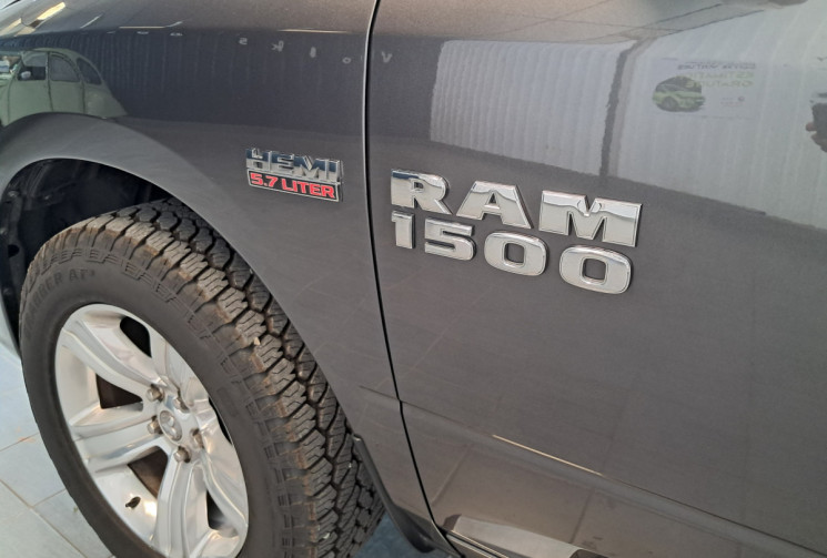 Dodge RAM 1500 5.7 V8 HEMI 401sport crewcab 4x4 HOMOLOGUE - HARD TOP- TOIT OUVRANT- ECHAP. MAGNAFLOW