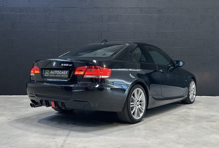 BMW Série 3 E92 330 xi 3.0 272 BVA PACK M 272 TOIT OUVRANT / SIEGE ELEC / XENON