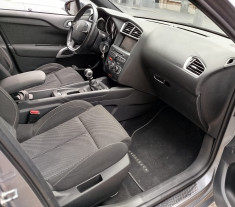 DS DS 4 1.2 THP 130 cv // Be Chic // DISTRIBUTION NEUVE