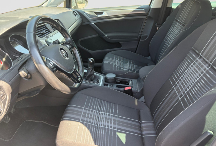 Volkswagen Golf 1.2 TSI 85CH LOUNGE